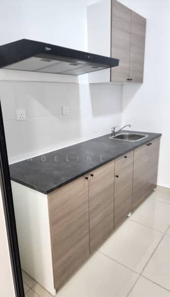 Townhouse for Rent in Bandar Cassia (Batu Kawan) - Angeline Tio - Kitchen - PropertyGuru.com.my