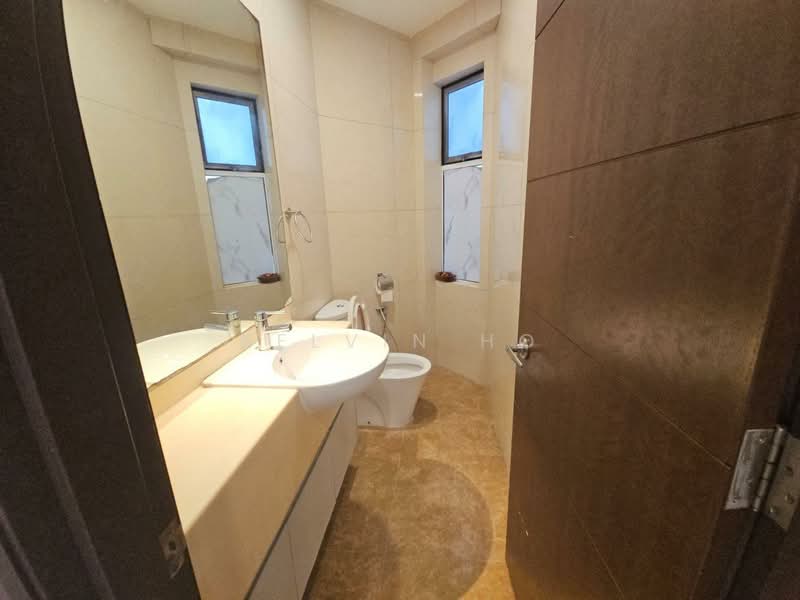 Kondominium untuk Disewa di 9 Bukit Utama Condominium - Kelvin Ho - Bathroom - PropertyGuru.com.my