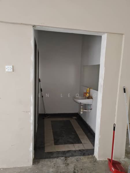 Shop / Office for Rent in Puchong (Selangor) - Ken Leong - Bathroom - PropertyGuru.com.my