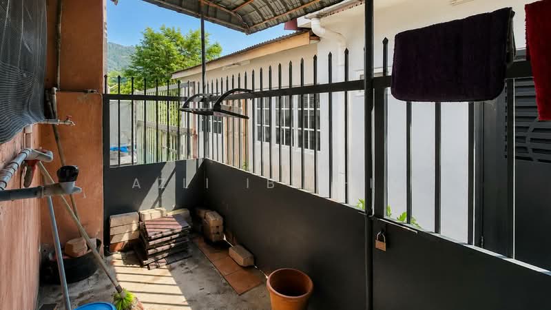Rumah Teres 1-Tingkat untuk Dijual di Taman Melawati (Ulu Kelang) - Azli Ibrahim - Exterior - PropertyGuru.com.my