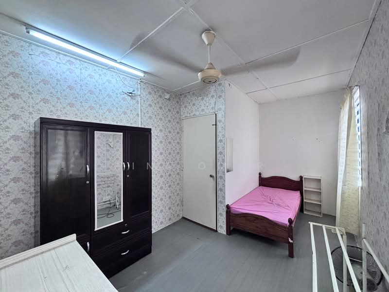 Rumah Teres 2-Tingkat untuk Dijual di Desa Perwira (Ipoh) - Rina Omar - Bedroom - PropertyGuru.com.my