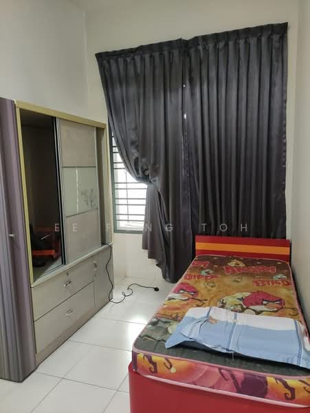 2-storey Terraced House for Sale in Bandar Seri Alam (Masai) - Ee Fong Toh - Bedroom - PropertyGuru.com.my