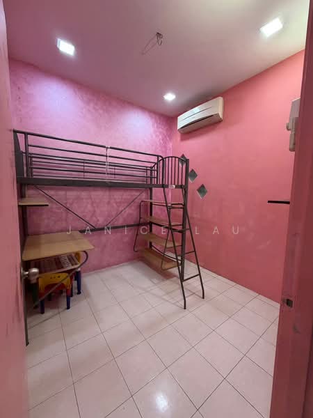 Rumah Bandar untuk Disewa di Bandar Mahkota Cheras (Cheras) - Janice Lau - Bedroom - PropertyGuru.com.my