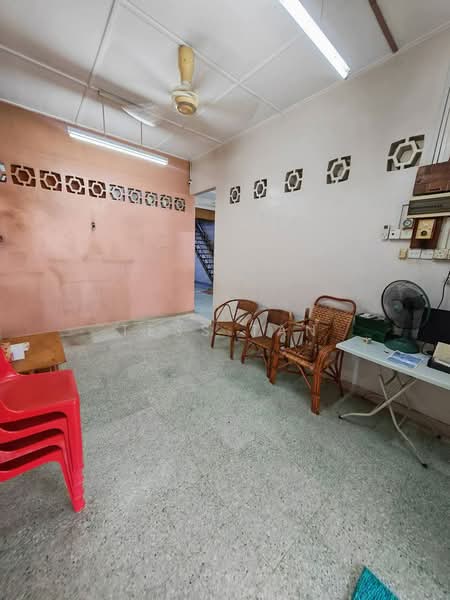 1-storey Terraced House for Sale in Kampung Lapan (Melaka City) - Tess Tan - Living Room - PropertyGuru.com.my