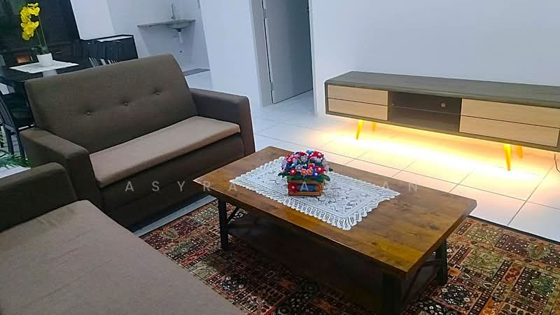 Kondominium untuk Disewa di Residensi Sateria - Asyraf Azman - Living Room - PropertyGuru.com.my