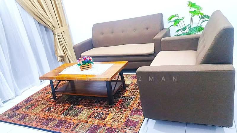 Kondominium untuk Disewa di Residensi Sateria - Asyraf Azman - Living Room - PropertyGuru.com.my