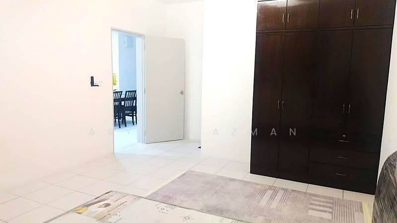 Kondominium untuk Disewa di Residensi Sateria - Asyraf Azman - Bedroom - PropertyGuru.com.my