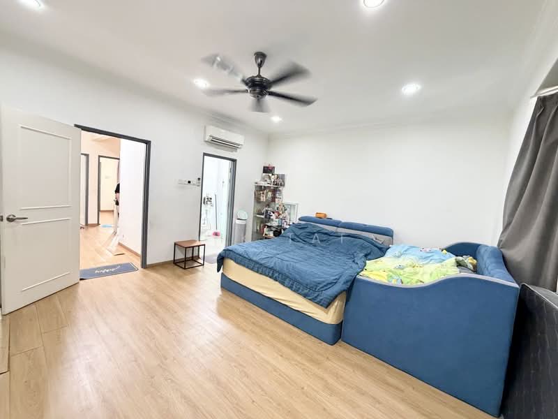 Rumah Teres 2-Tingkat untuk Dijual di Taman Impian Emas (Skudai) - Yik Tat - Bedroom - PropertyGuru.com.my