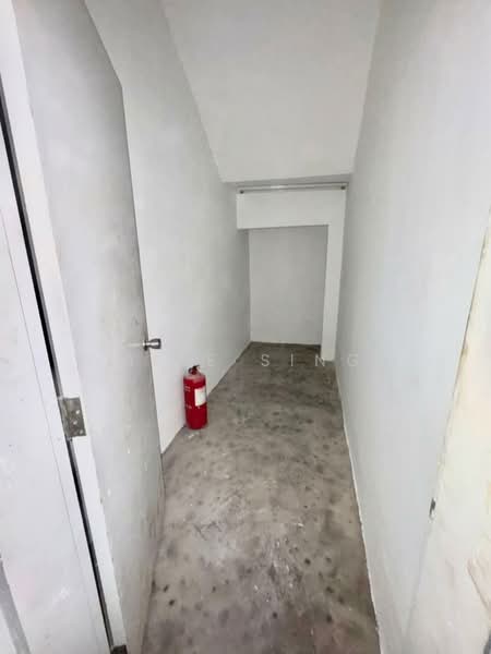 Shop for Rent in Telok Panglima Garang (Selangor) - Mike Sing - Interior - PropertyGuru.com.my