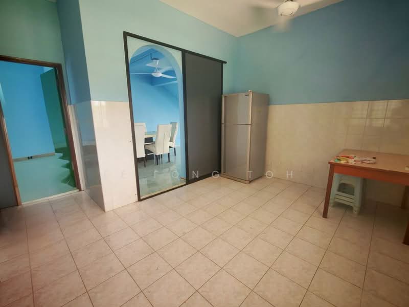 2-storey Terraced House for Sale in Bandar Baru Permas Jaya (Permas Jaya) - Ee Fong Toh - Interior - PropertyGuru.com.my