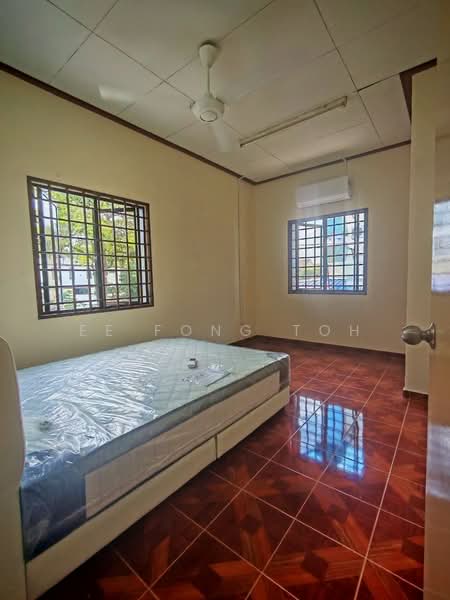 2-storey Terraced House for Sale in Bandar Baru Permas Jaya (Permas Jaya) - Ee Fong Toh - Bedroom - PropertyGuru.com.my