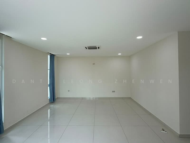 Bungalow House for Sale in Taman Segar (Cheras) - Dante Leong Zhenwen - Living Room - PropertyGuru.com.my