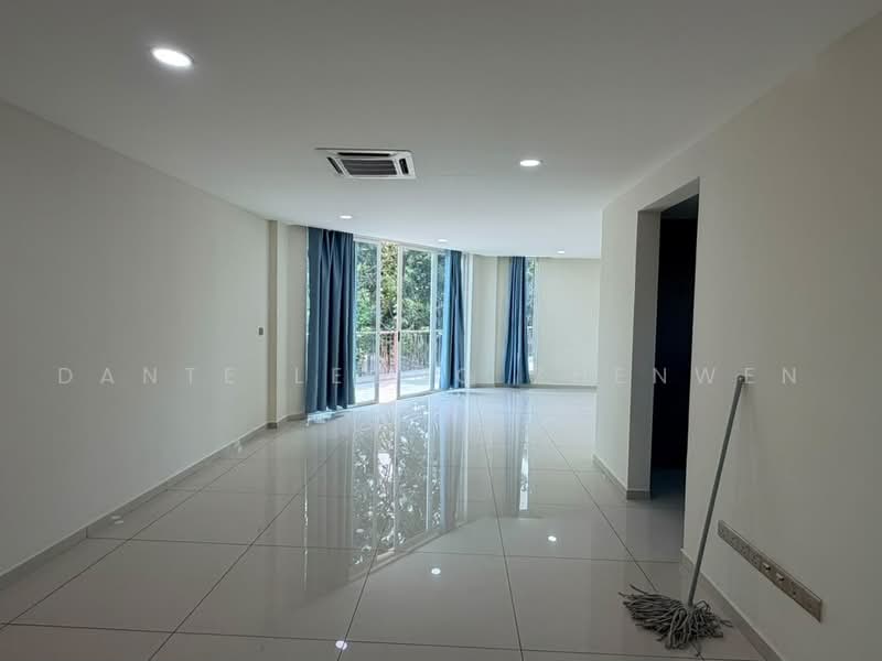 Bungalow House for Sale in Taman Segar (Cheras) - Dante Leong Zhenwen - Living Room - PropertyGuru.com.my