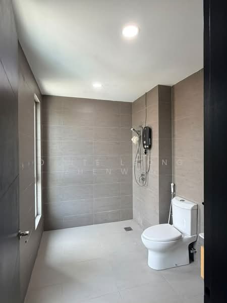 Bungalow House for Sale in Taman Segar (Cheras) - Dante Leong Zhenwen - Bathroom - PropertyGuru.com.my