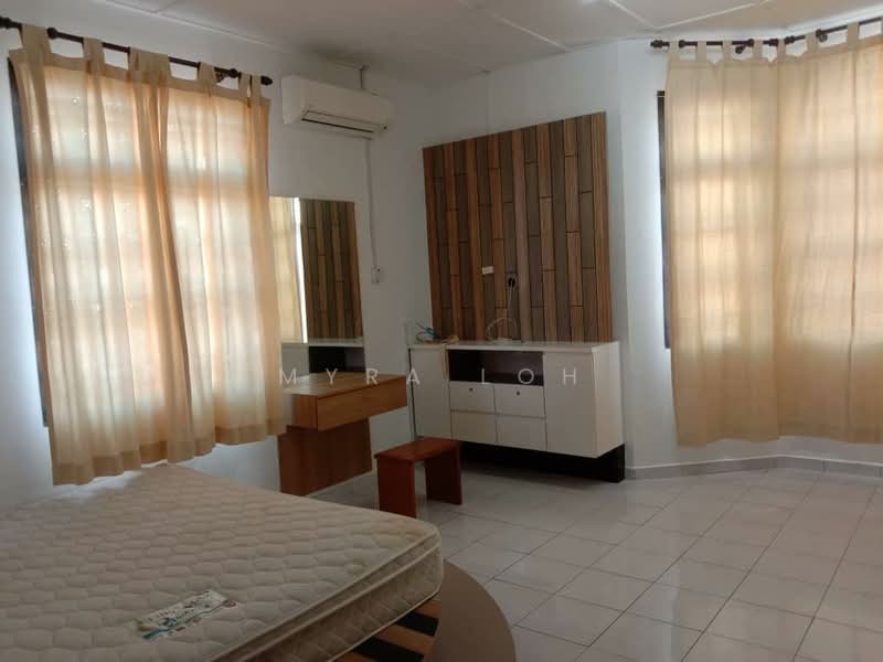 2-storey Terraced House for Sale in Bukit Indah (Iskandar Puteri (Nusajaya)) - Myra loh - Bedroom - PropertyGuru.com.my