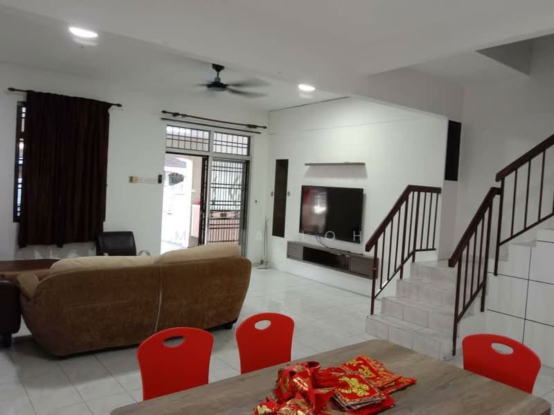 2-storey Terraced House for Sale in Bukit Indah (Iskandar Puteri (Nusajaya)) - Myra loh - Living Room - PropertyGuru.com.my