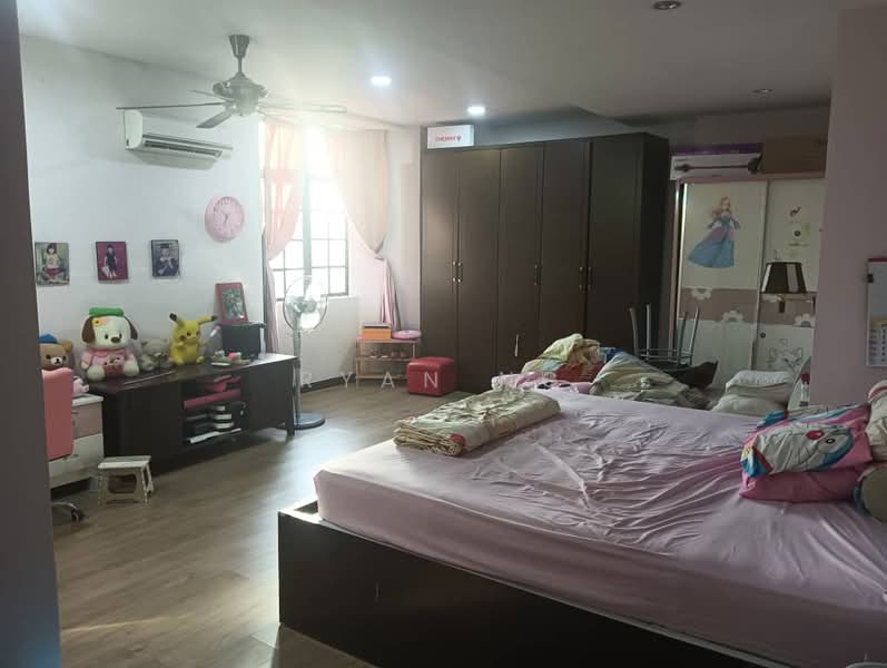 Semi-Detached House for Sale in Batu Maung (Penang) - Ryan Ng - Bedroom - PropertyGuru.com.my
