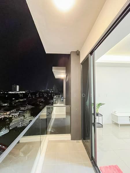 Kondominium untuk Dijual di G Residence - Hasrul Rosli - Balcony - PropertyGuru.com.my