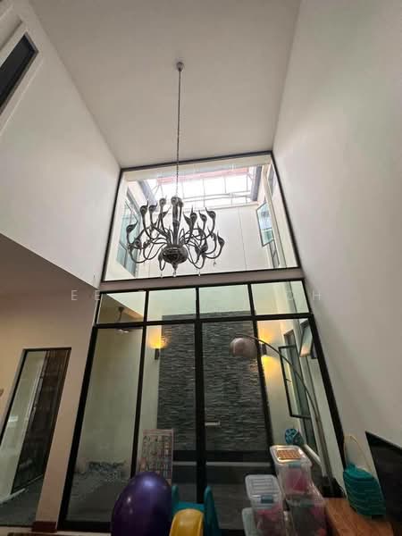 2-storey Terraced House for Sale in Taman Laguna (Johor Bahru) - Ee Fong Toh - Entrance - PropertyGuru.com.my