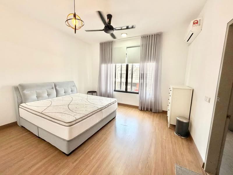 Terraced House for Sale in Elmina (Shah Alam) - Norhafiz Bin Mohd Nor - Bedroom - PropertyGuru.com.my