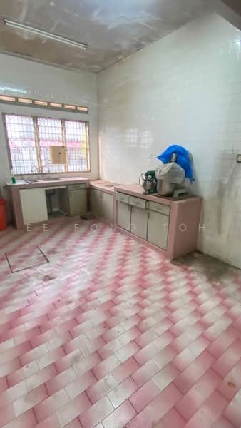 Rumah Teres 2-Tingkat untuk Dijual di Taman Sentosa (Johor Bahru) - Ee Fong Toh - Kitchen - PropertyGuru.com.my