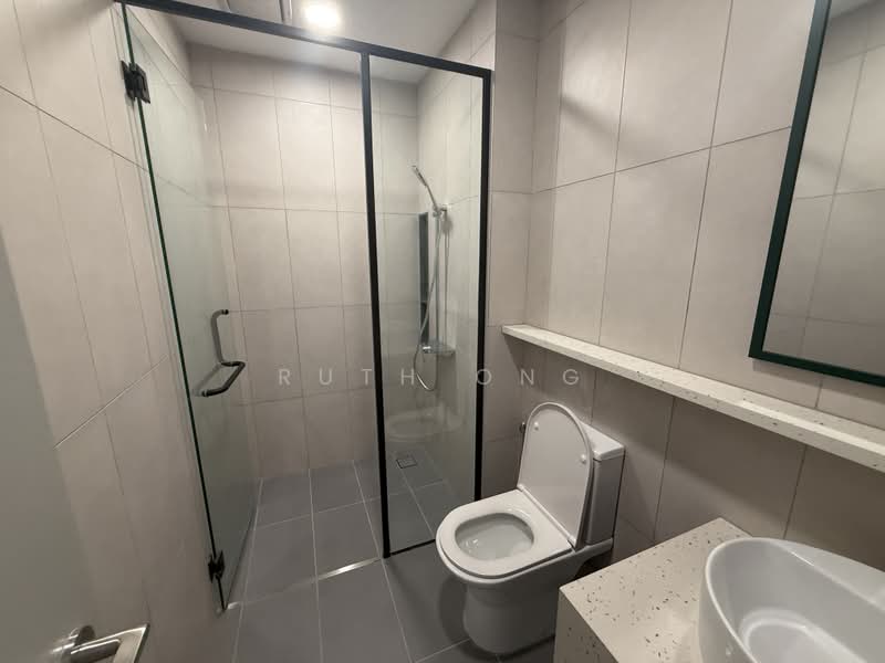 Service Residence for Sale at The Meg Serviced Residence - Ruth Ong - Bathroom - PropertyGuru.com.my