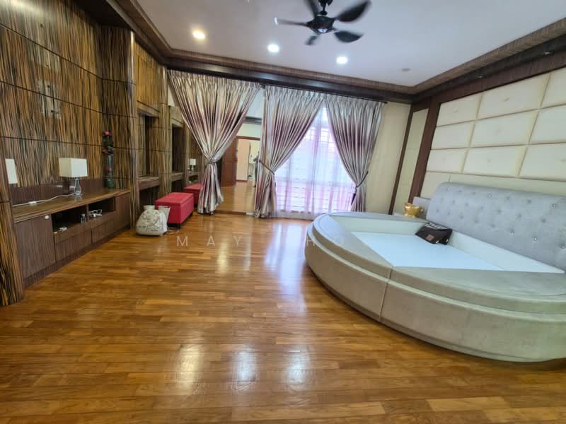 Semi-Detached House for Sale in Taman Sutera Utama (Skudai) - May Khoo - Bedroom - PropertyGuru.com.my