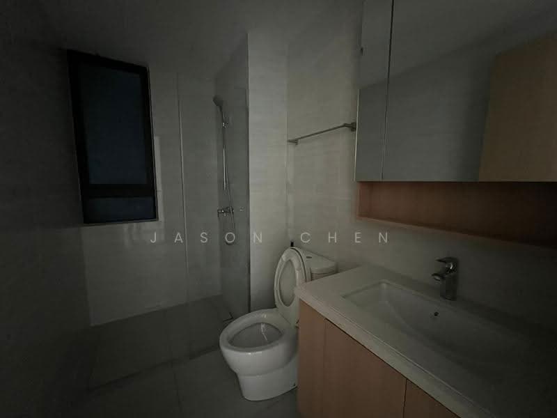 Kediaman Servis untuk Dijual di Aradia Residence @ Lake City KL North - Jason Chen - Bathroom - PropertyGuru.com.my