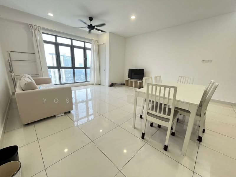 Kondominium untuk Disewa di Vivo Residential Suites - Yoshinori Dota - Living Room - PropertyGuru.com.my