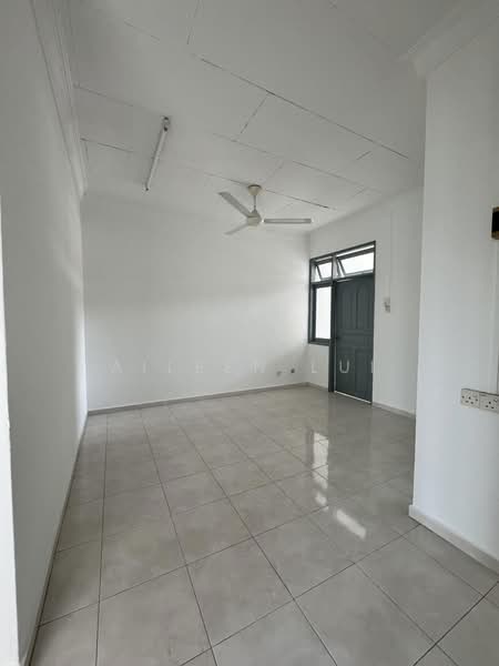 2-storey Terraced House for Rent in Taman Molek (Johor Bahru) - Aileen Lui - PropertyGuru.com.my