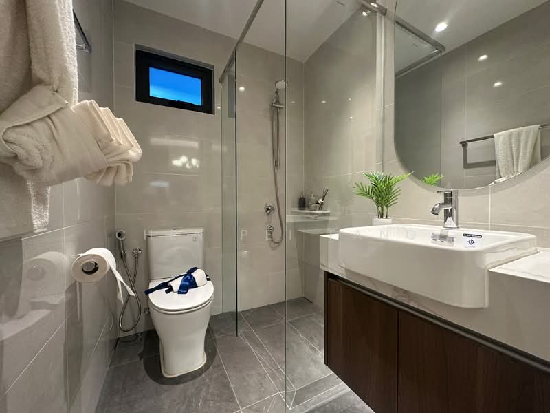 Kediaman Servis untuk Dijual di Skypark Kepler @ Lido Waterfront Boulevard - Chen Pei Fang - Bathroom - PropertyGuru.com.my