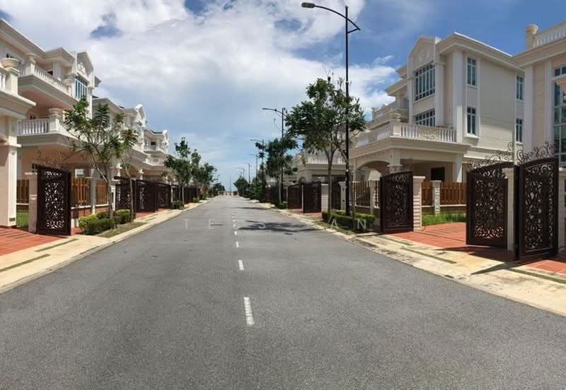 Bungalow House for Sale in Taman Kota Laksamana (Melaka City) - Tess Tan - Exterior - PropertyGuru.com.my