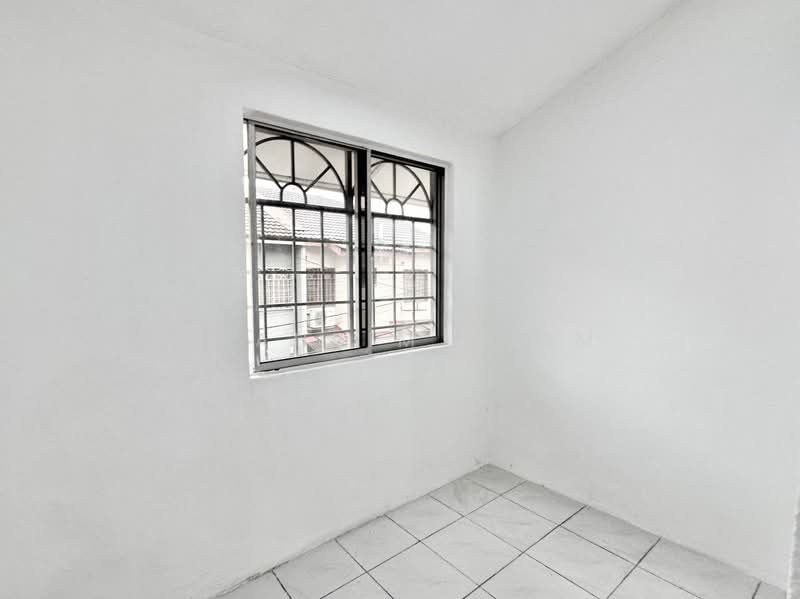 Terraced House for Sale in Bandar Putra Permai (Seri Kembangan) - Syahrim Naim - Interior - PropertyGuru.com.my