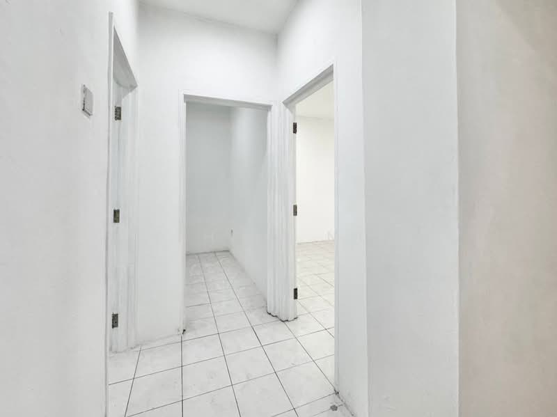 Terraced House for Sale in Bandar Putra Permai (Seri Kembangan) - Syahrim Naim - Interior - PropertyGuru.com.my