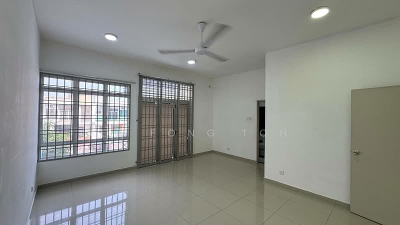 Rumah Teres 2-Tingkat untuk Dijual di Nusantara Prima (Gelang Patah) - Ee Fong Toh - Living Room - PropertyGuru.com.my