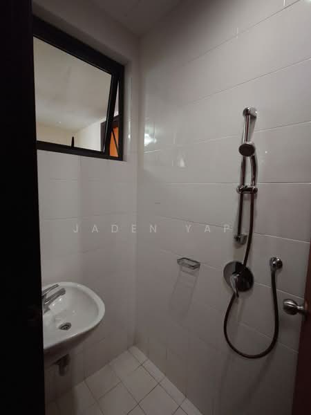 Kondominium untuk Disewa di Cendana - Jaden Yap - Bathroom - PropertyGuru.com.my