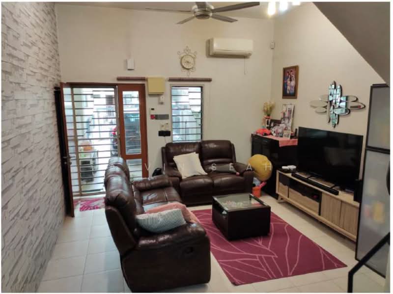 Townhouse for Sale in Kampung Sungai Kayu Ara (Petaling Jaya) - Alvin Seah - Living Room - PropertyGuru.com.my