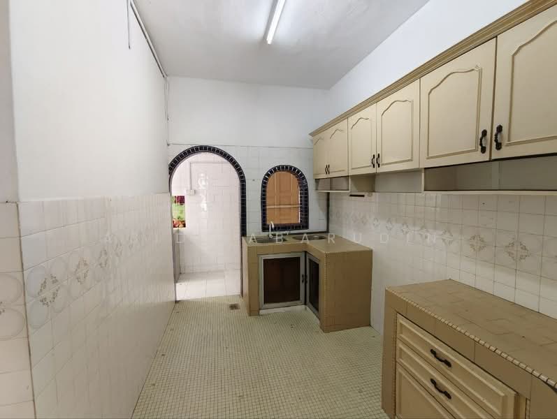 Rumah Teres 2-Tingkat untuk Dijual di Taman Sri Gombak (Gombak) - Abid Sabarudin - Kitchen - PropertyGuru.com.my