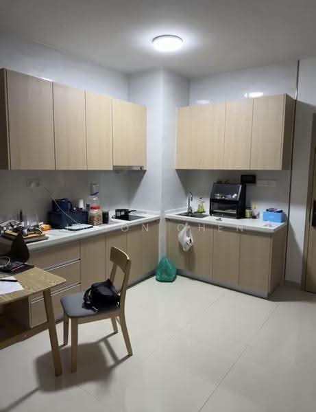 Kediaman Servis untuk Dijual di Aradia Residence @ Lake City KL North - Jason Chen - Kitchen - PropertyGuru.com.my