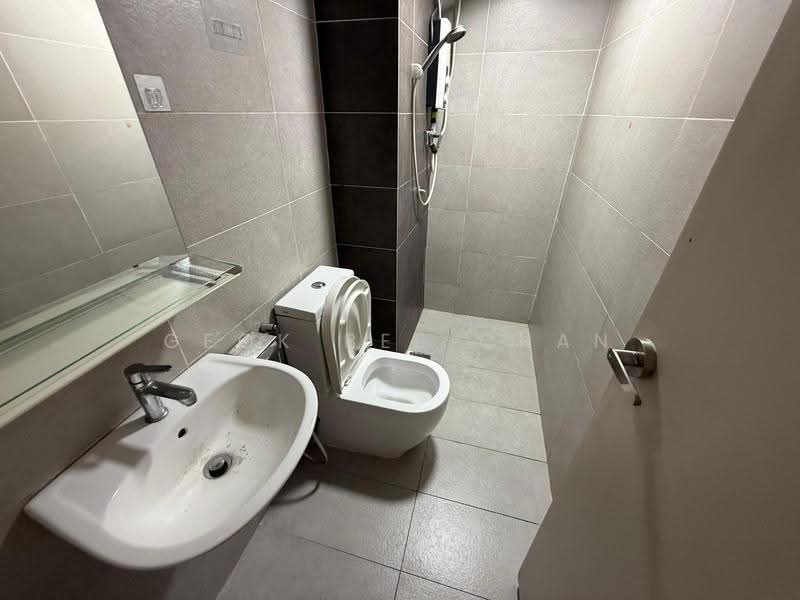Kediaman Servis untuk Dijual di Pinnacle Petaling Jaya - Geok Bee Chan - PropertyGuru.com.my