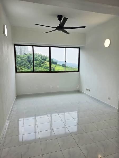 Pangsapuri untuk Disewa di Greenlane Heights Block E - Jerry Tan - View - PropertyGuru.com.my