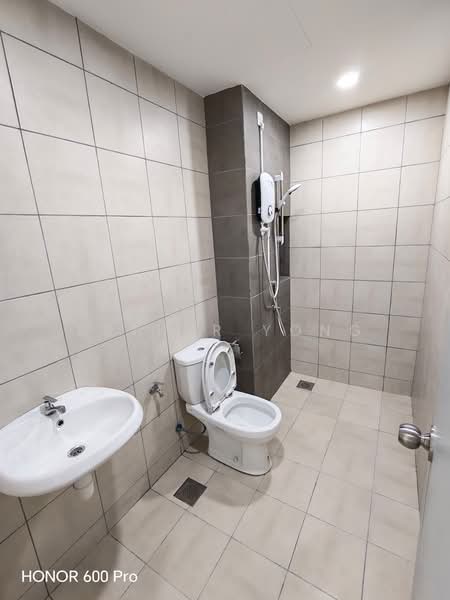 Service Residence for Rent at ANYA at Shorea Park - Esther Yong - Bathroom - PropertyGuru.com.my
