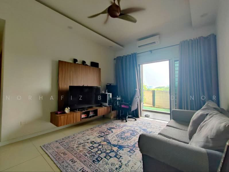 Service Residence for Sale at Suria Residence - Norhafiz Bin Mohd Nor - Living Room - PropertyGuru.com.my