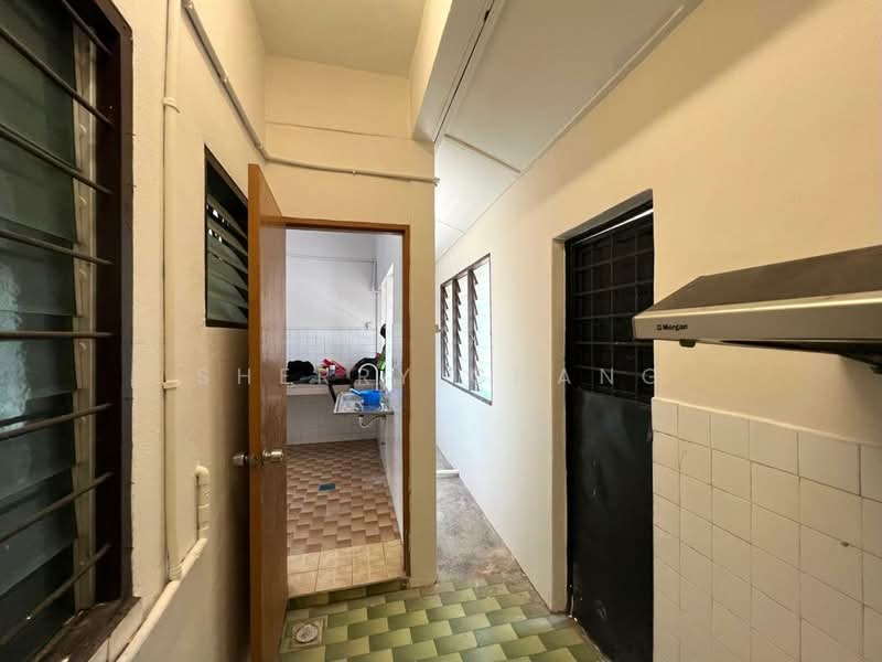 Rumah Teres 2.5-Tingkat untuk Disewa di Jalan Ipoh (Kuala Lumpur) - Sherry Chang - Kitchen - PropertyGuru.com.my