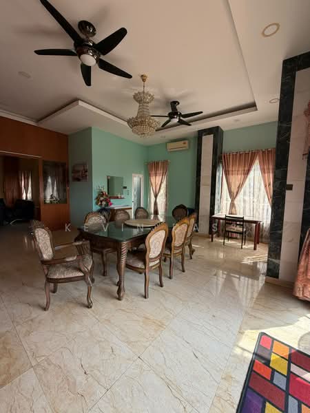 Bungalow House untuk Disewa di Bukit Rahman Putra (Sungai Buloh) - Kevin Dass - Dining Room - PropertyGuru.com.my