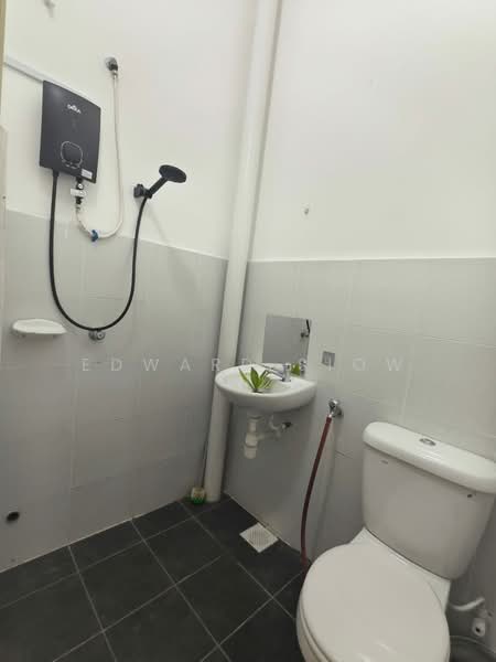 Rumah Teres 2-Tingkat untuk Disewa di Taman Pulai Mutiara (Iskandar Puteri (Nusajaya)) - Edward Siow - Bathroom - PropertyGuru.com.my