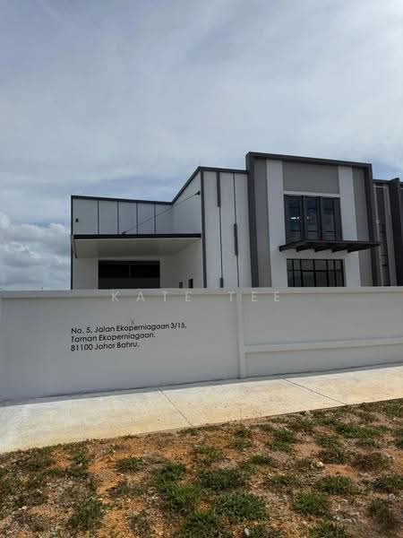 Semi-D Factory for Rent in Eco Business Park 1 (Johor Bahru) - Kate Tee - Exterior - PropertyGuru.com.my