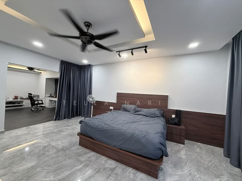 Semi-Detached House for Sale in Taman Pelangi (Rawang) - Stella Narita - Bedroom - PropertyGuru.com.my