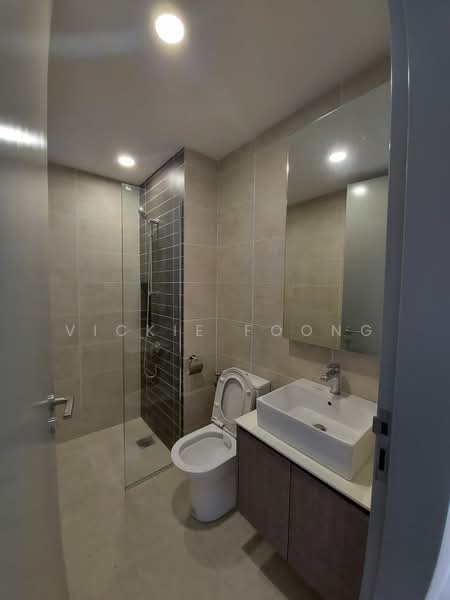 Service Residence for Sale at Millerz Square Serviced Residence - Vickie Foong - Bathroom - PropertyGuru.com.my