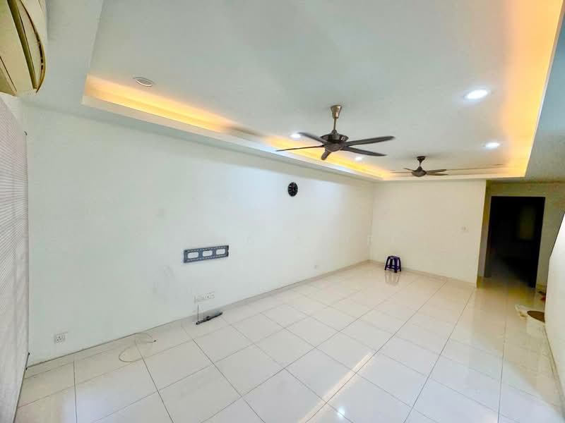 2-storey Terraced House for Sale in Alam Impian (Shah Alam) - BILYA ARIFF - Living Room - PropertyGuru.com.my